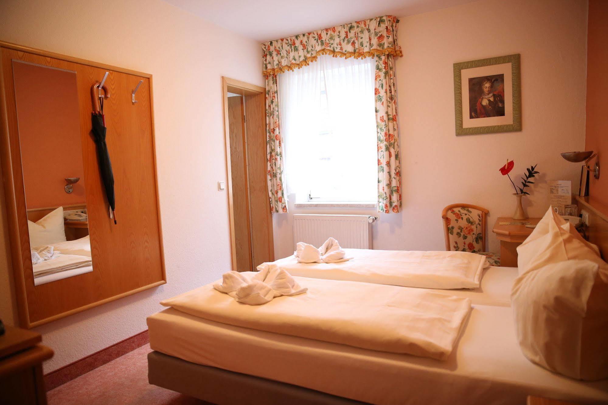 Hotel Domschatz Quedlinburg Eksteriør bilde